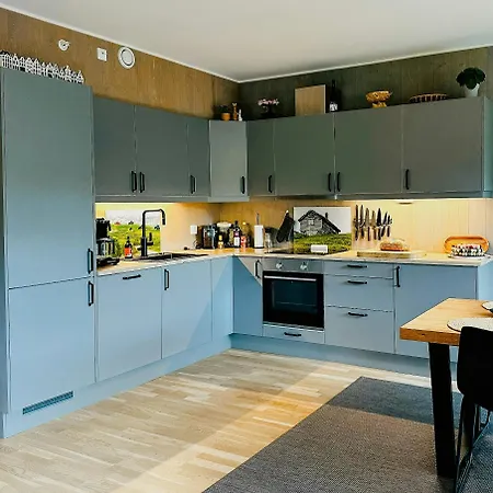 Mountain With Views In Myrkdalen * Vossestrand