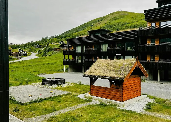 Mountain With Views In Myrkdalen * Vossestrand
